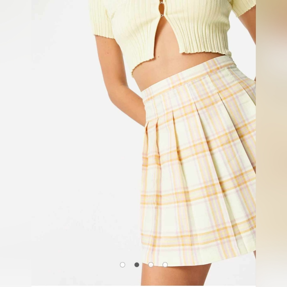 ASOS DESIGN pleated mini tennis skirt in yellow plaid print Sz 14